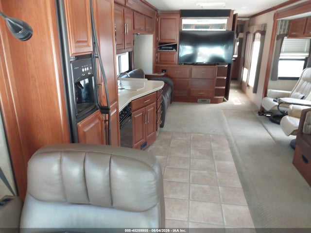 Freightliner Chassis X Line Motor Home
