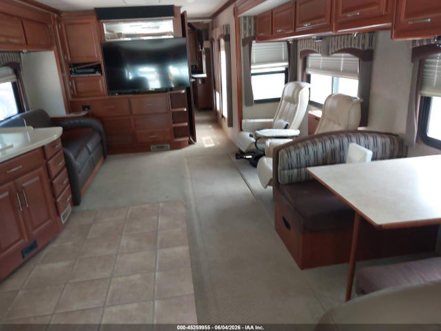 Freightliner Chassis X Line Motor Home