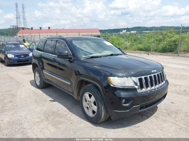 Salvage Jeep Grand Cherokee Image