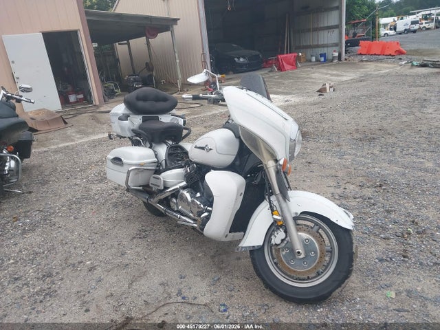 Salvage Yamaha Xvz13 Image