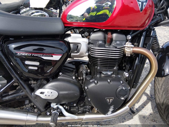 Triumph Speed Twin 900