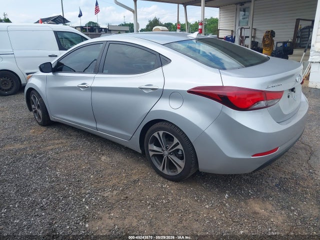 Hyundai ELANTRA Se