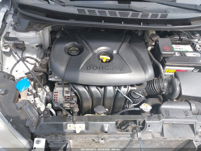 Hyundai ELANTRA Se