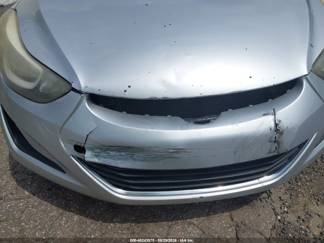 Hyundai ELANTRA Se