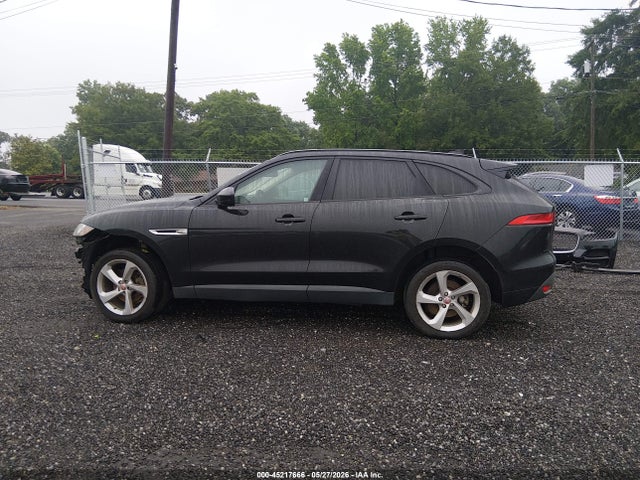 Jaguar F-PACE 25t Premium