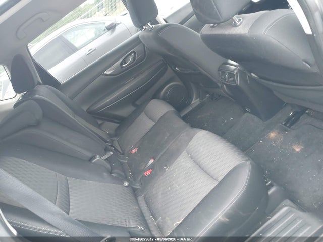 Nissan Rogue S Intelligent Awd