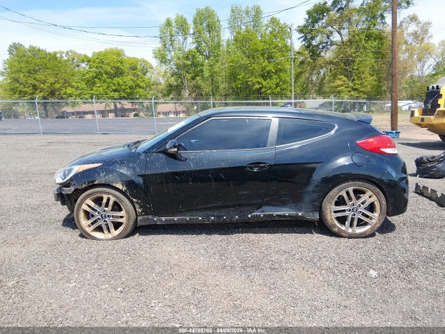 Hyundai VELOSTER Turbo