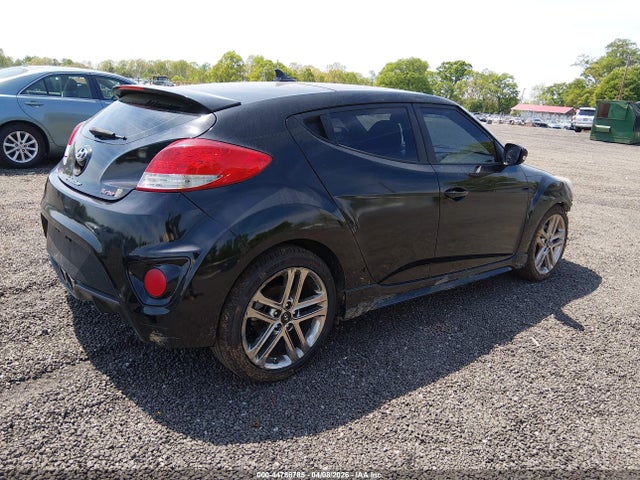 Hyundai VELOSTER Turbo