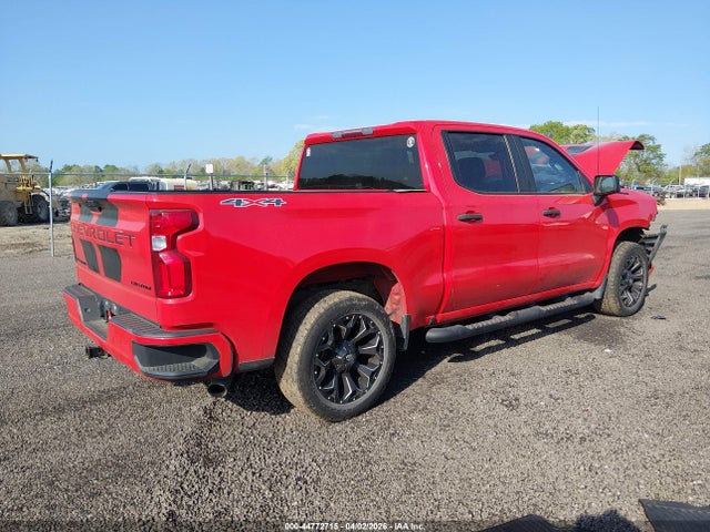 Chevrolet Silverado 1500 4wd  Short Bed Custom