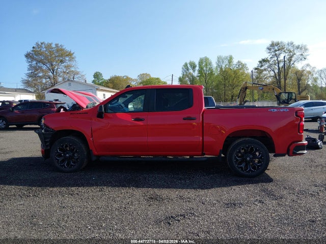 Chevrolet Silverado 1500 4wd  Short Bed Custom