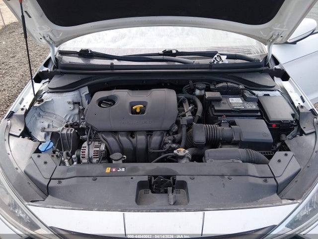 Hyundai ELANTRA Value Edition