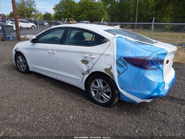 Hyundai ELANTRA Value Edition