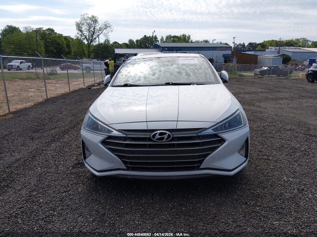 Hyundai ELANTRA Value Edition