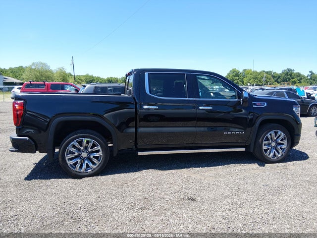 GMC Sierra 1500 4wd  Short Box Denali