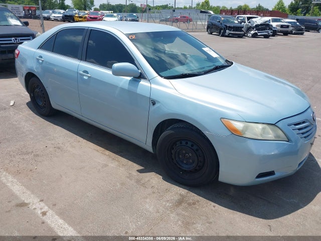 Salvage Toyota Camry Image