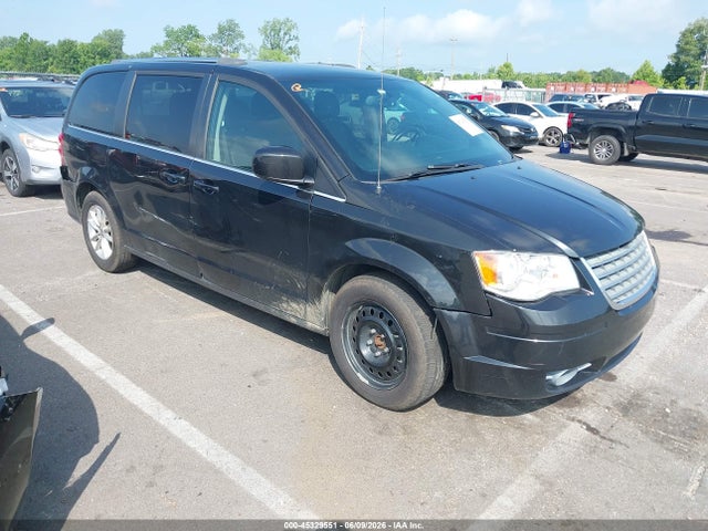 Salvage Dodge Grand Caravan Image