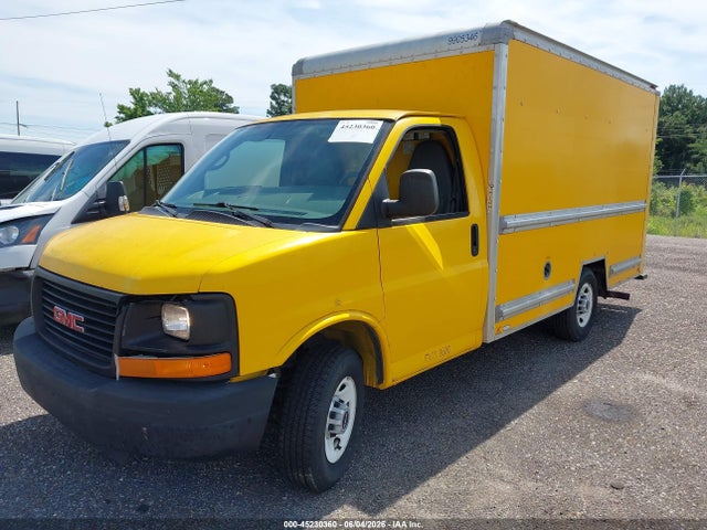 General Motors Savana Cutaway Work Van