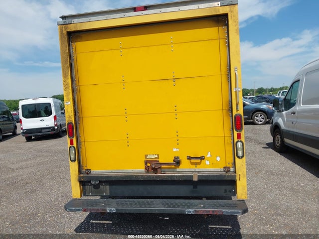 General Motors Savana Cutaway Work Van