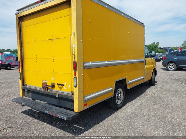 General Motors Savana Cutaway Work Van