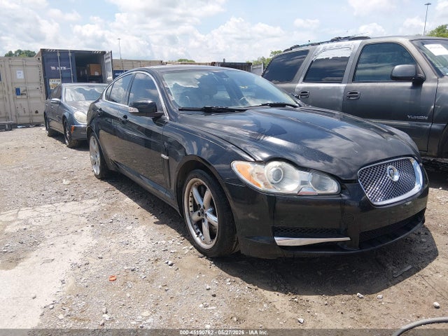 Salvage Jaguar XF Image