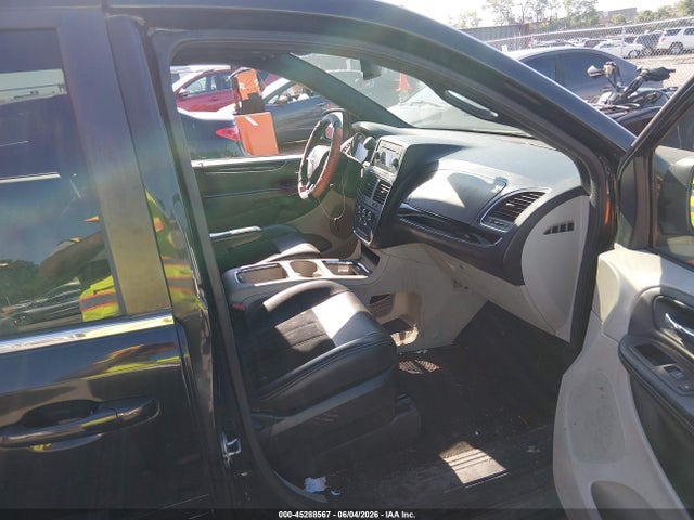 Dodge Grand Caravan Sxt