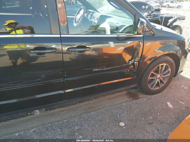 Dodge Grand Caravan Sxt