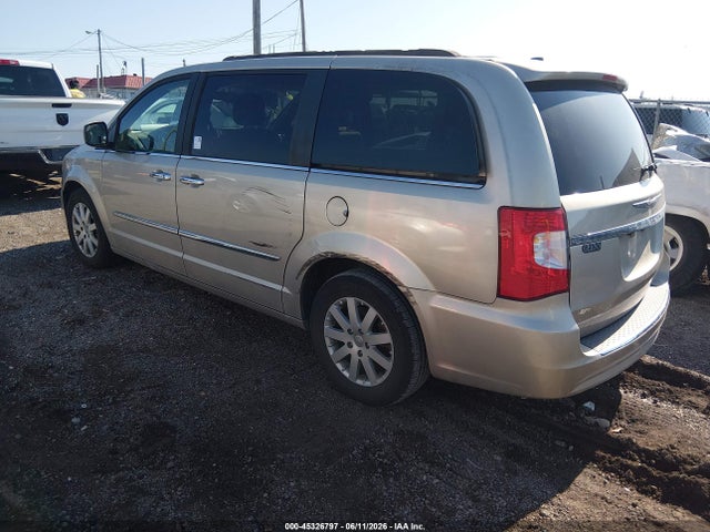 Chrysler Town & Country Touring