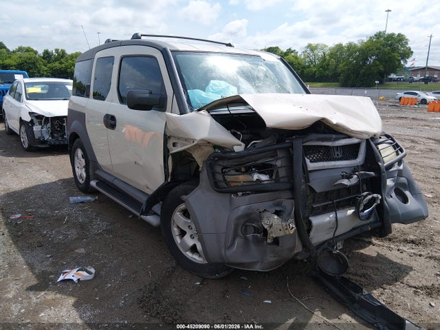 Salvage Honda Element Image