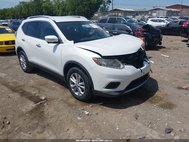 Salvage Nissan Rogue Image