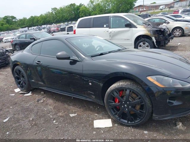 Maserati GranTurismo S Automatic