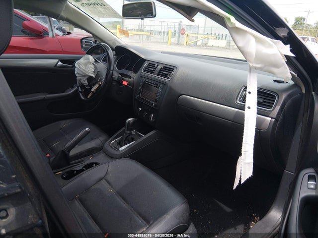 Volkswagen Jetta 1.8t Se