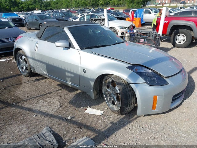 Salvage Nissan 350Z Image
