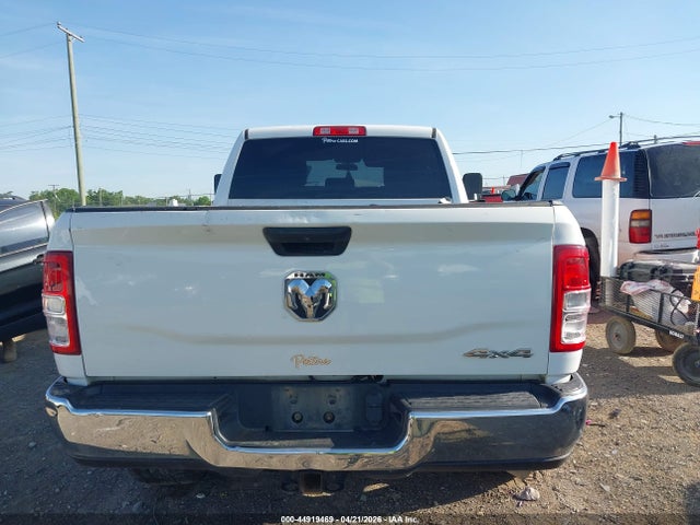 Ram 2500 Tradesman  4x4 6'4 Box