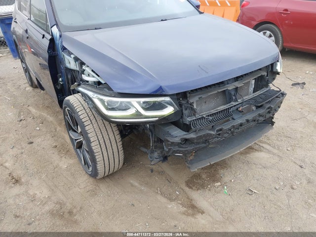 Volkswagen Tiguan 2.0t Sel R-line