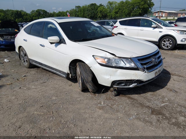 Salvage Honda Crosstour Image
