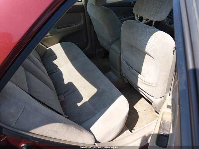 Toyota Camry Le