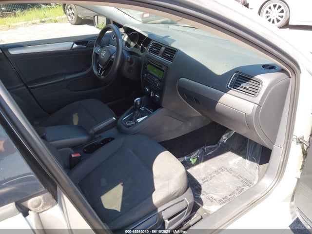 Volkswagen Jetta 1.8t Se