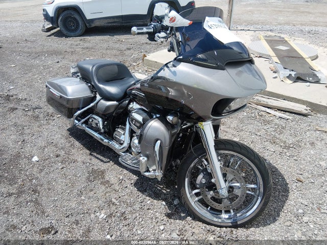 Salvage Harley-Davidson Fltru Image