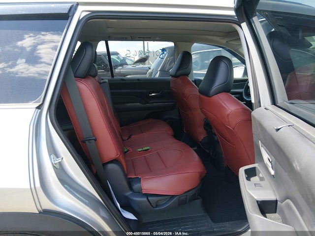 Toyota Grand Highlander Xle