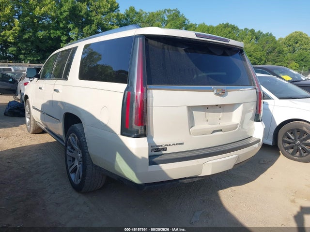 Cadillac Escalade Premium