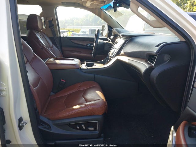 Cadillac Escalade Premium