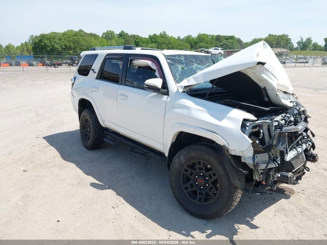 Salvage Toyota 4Runner Image