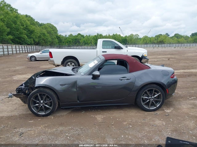 Mazda MX-5 Miata Grand Touring
