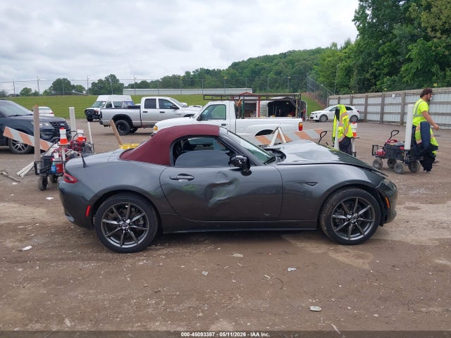 Mazda MX-5 Miata Grand Touring