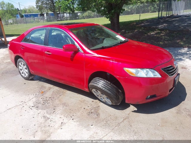 Salvage Toyota Camry Image
