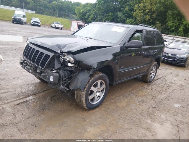 Jeep Grand Cherokee Laredo