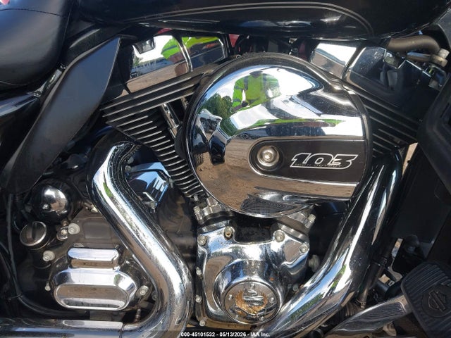 Harley-Davidson Flhtcutg Tri Glide Ultra