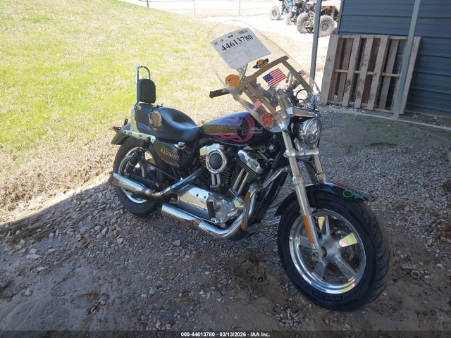 Salvage Harley-Davidson Xl1200 Image