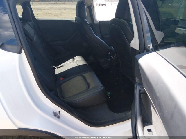 Tesla Model Y Long Range Dual Motor All-wheel Drive