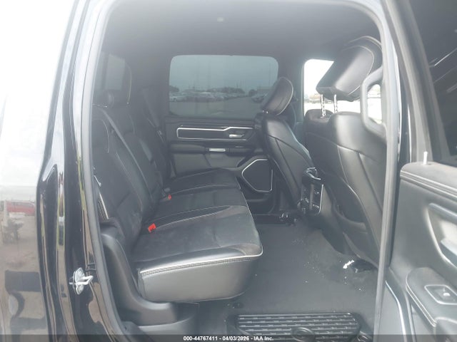 Ram 1500 Laramie  4x2 5'7 Box